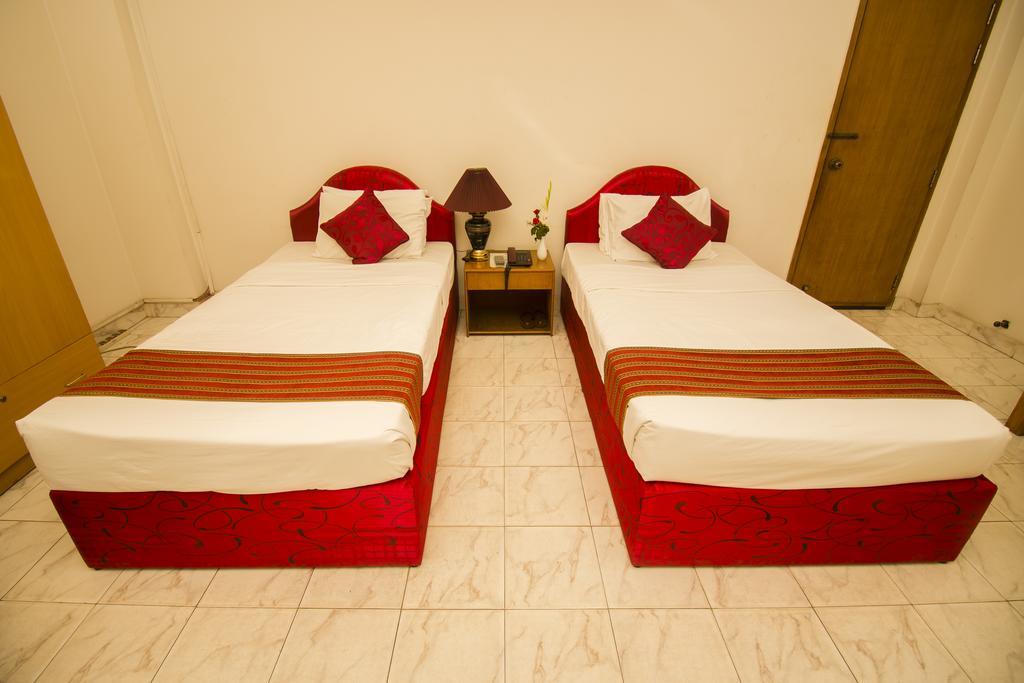 Laurel Hotels Ltd. Dhaka Room photo