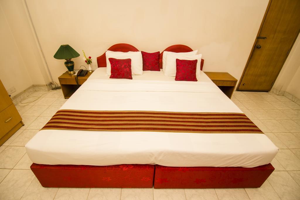 Laurel Hotels Ltd. Dhaka Room photo