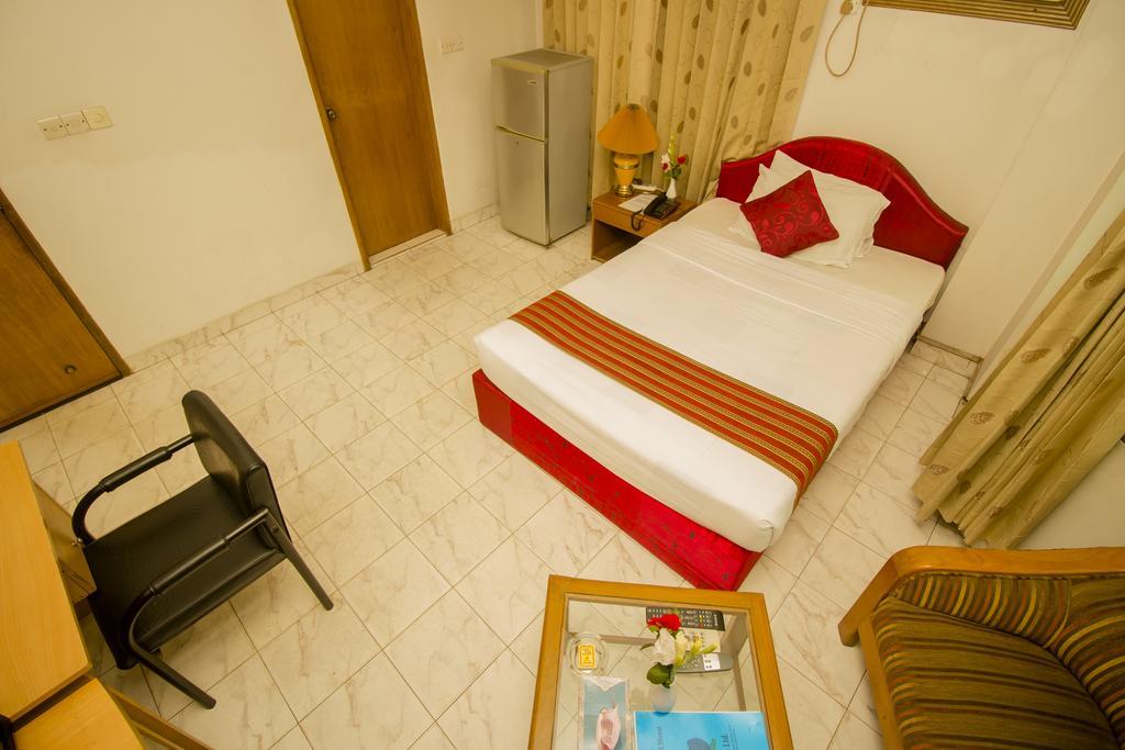 Laurel Hotels Ltd. Dhaka Room photo